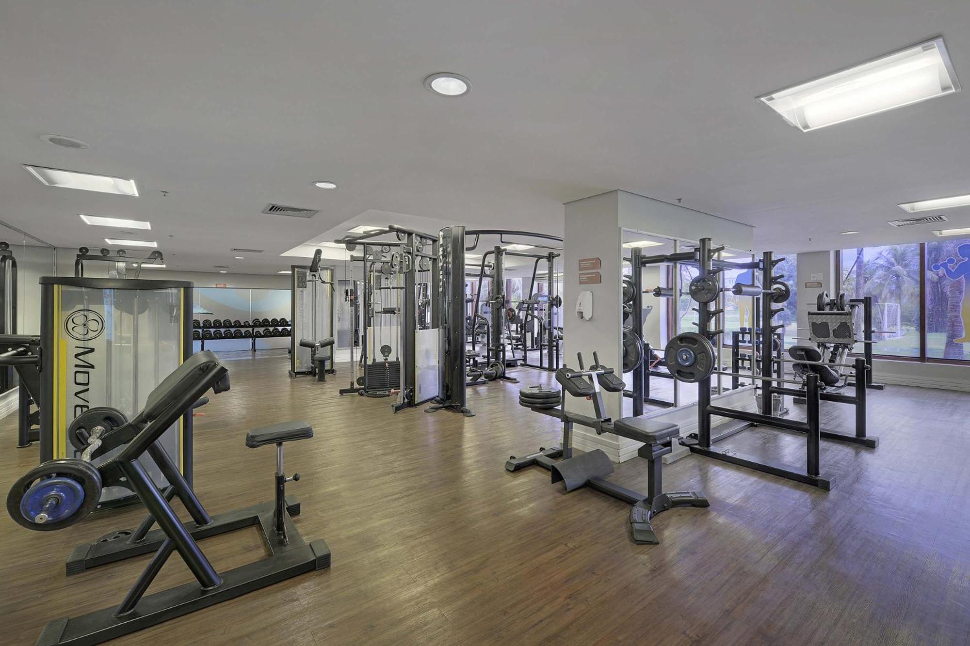 Hotel Deville Prime Salvador Bagian luar foto The gym at the hotel